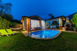 Villa Pine