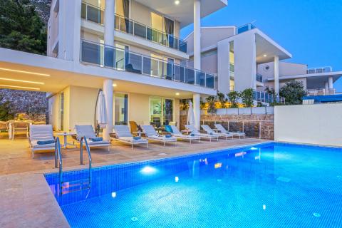 Villa Blue Harmony