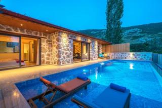 Villa Otantik