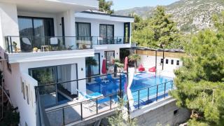 Villa Joker