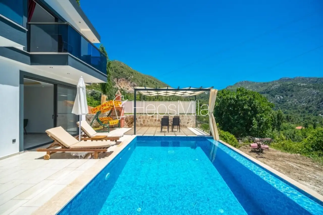 Villa Meri, İslamlar Köyünde Konumlanmış Kapalı Havuzlu Villa - Hepsi Villa