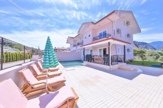 Villa Palm