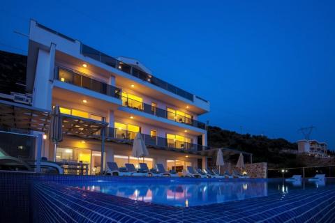 Villa Falcon Exclusive