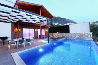 Villa Ozi