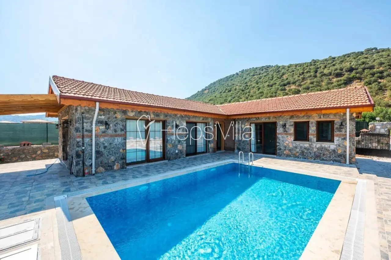 Villa Madam, Kayaköy’de Taş Yapıya Sahip Korunaklı Villa - Hepsi Villa