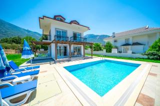 Villa Era