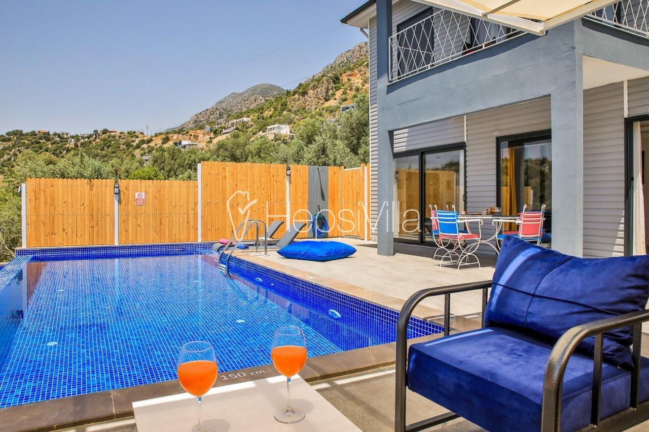 Villa yağmur Queen, Kalkan Körderede Jakuzili Havuzlu Yazlık Ev Hepsi