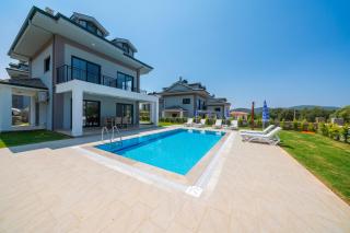Villa Era 3