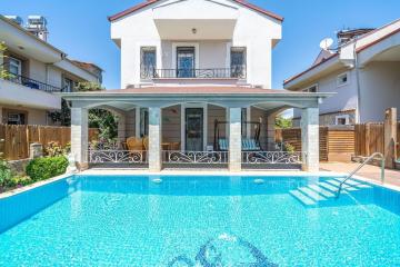 Villa Ata