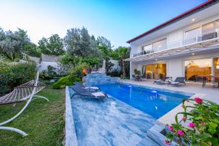 Villa Gardenya