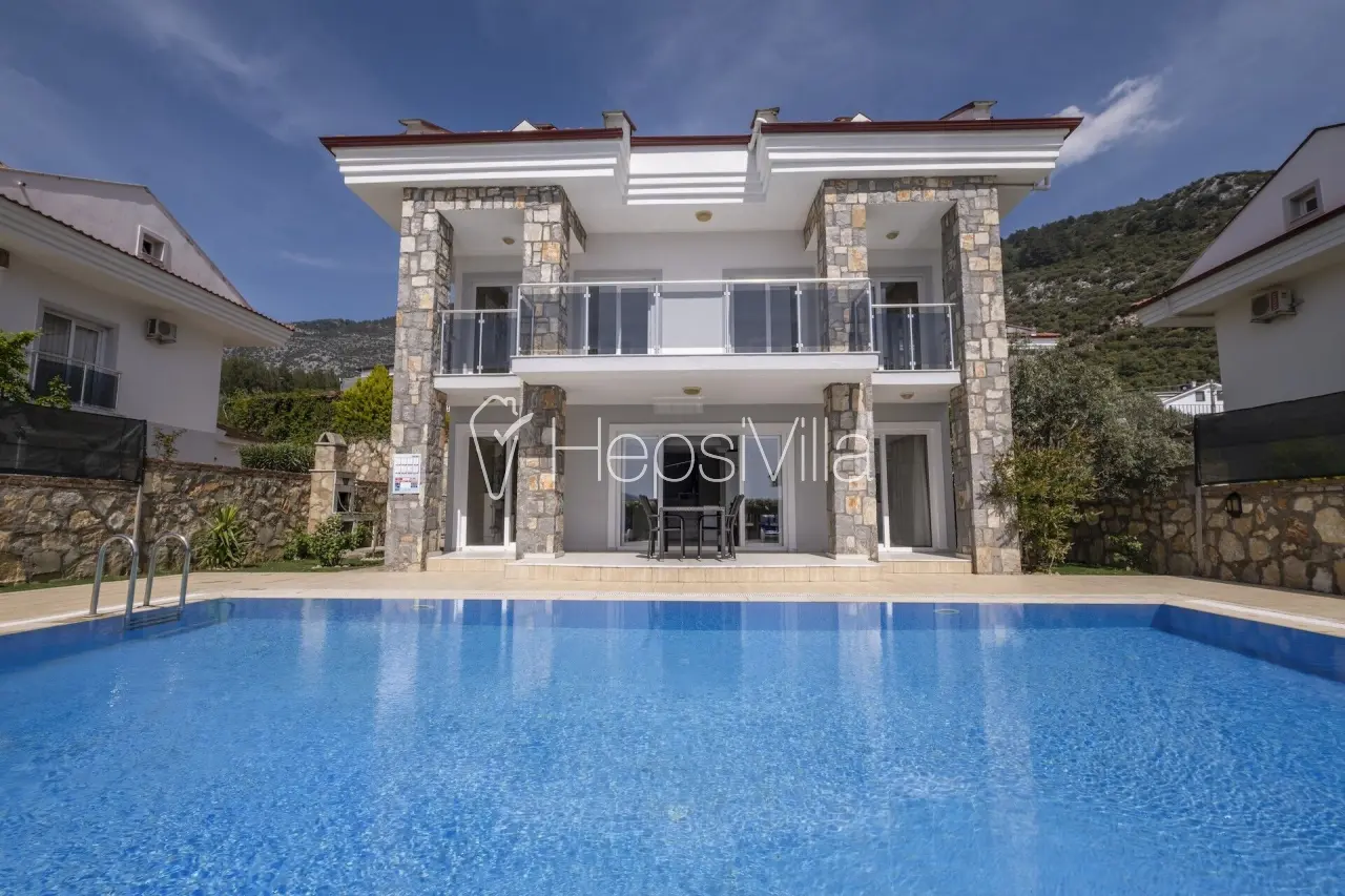 Villa Homelife White, Fethiye Ocacık’da 6 Kişilik Özel Havuzlu Villa - Hepsi Villa