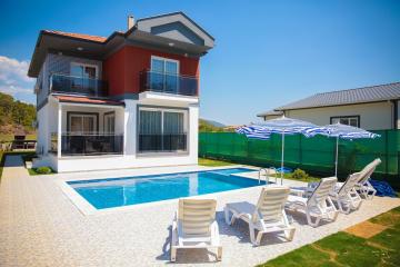 Villa Kardelen Evi