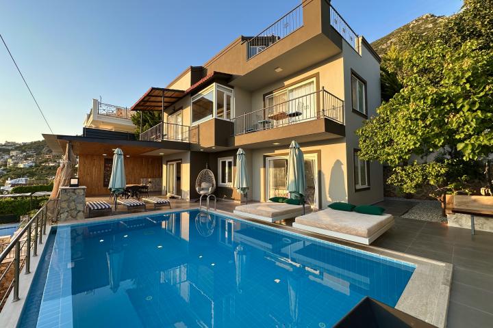 Ardıç House