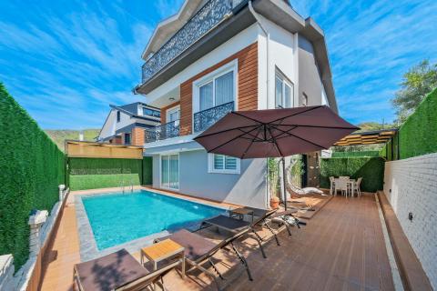Villa Halis