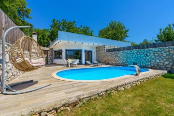 Villa Hep Yek 1