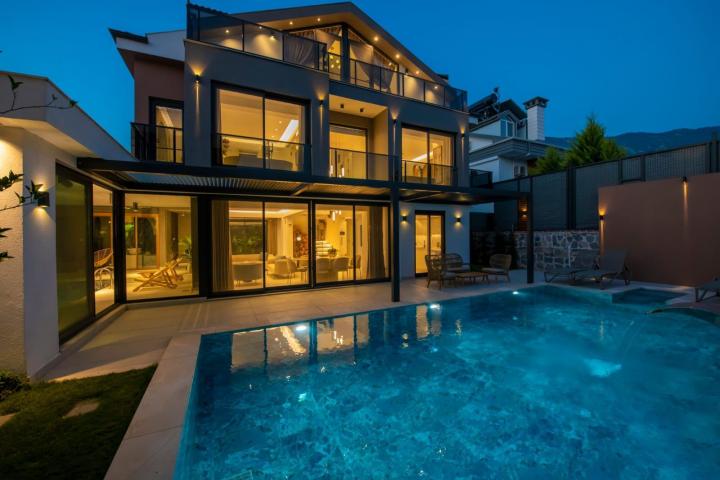Villa Bling Premium