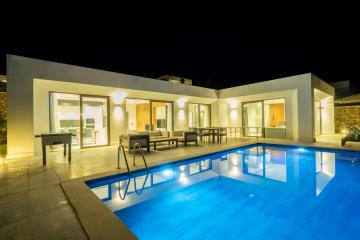 Villa Pluto