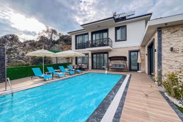 Villa Sweet Moon
