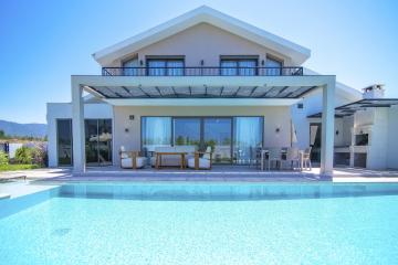 Villa Erenis 1