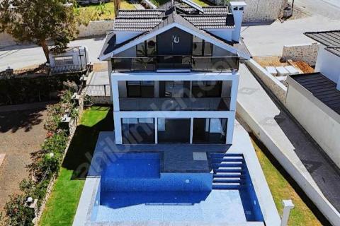 Villa Pandora 2