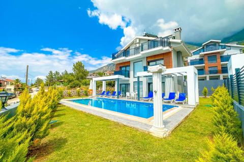 Villa Lazuli