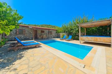 Villa Arimas