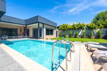 Villa Liora