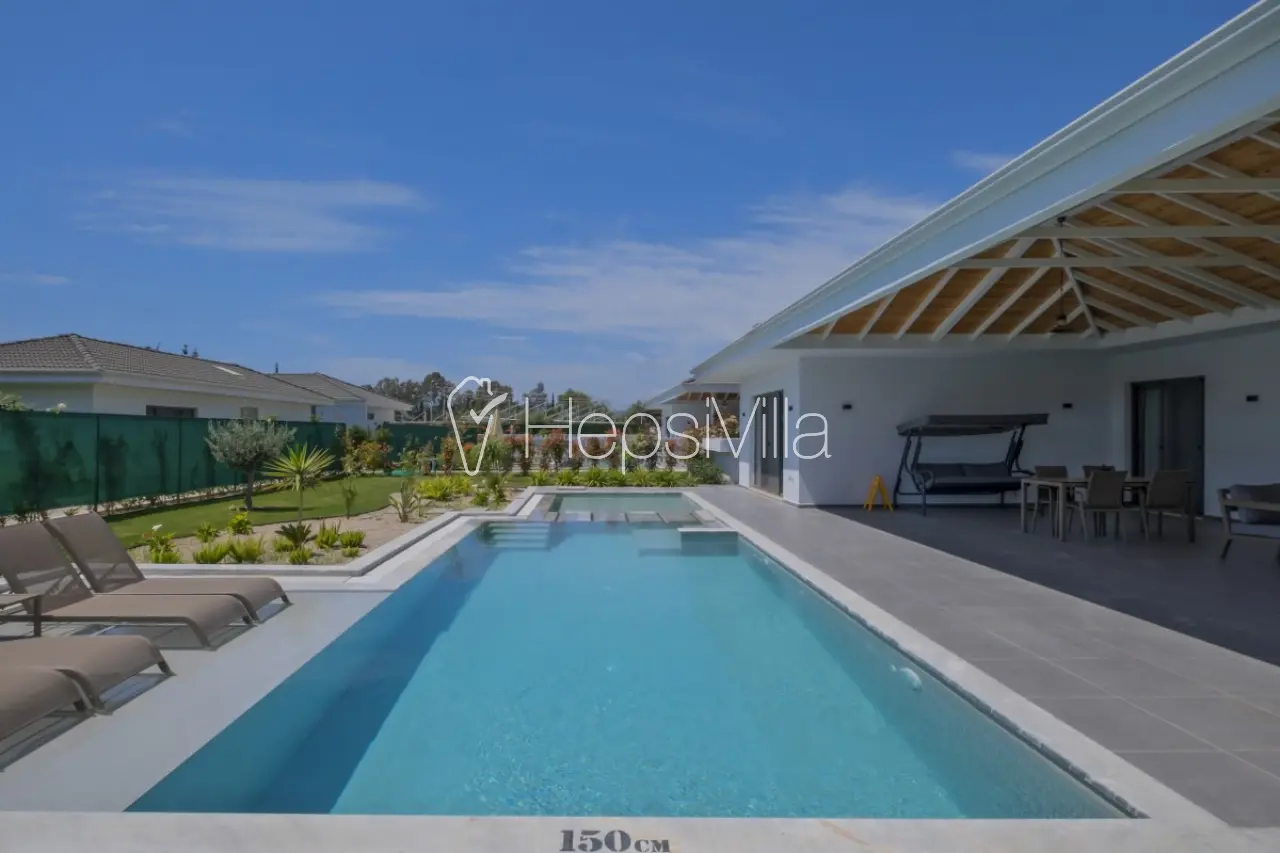 Villa Ramos 17, Fethiye merkeze yakın geniş bahçeli çocuk havuzlu müstakil villa - Hepsi Villa