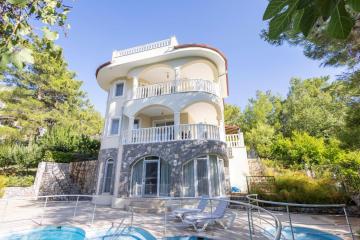 Villa Lakestone 14