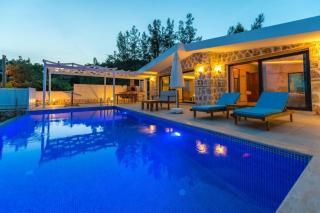 Villa Romanza